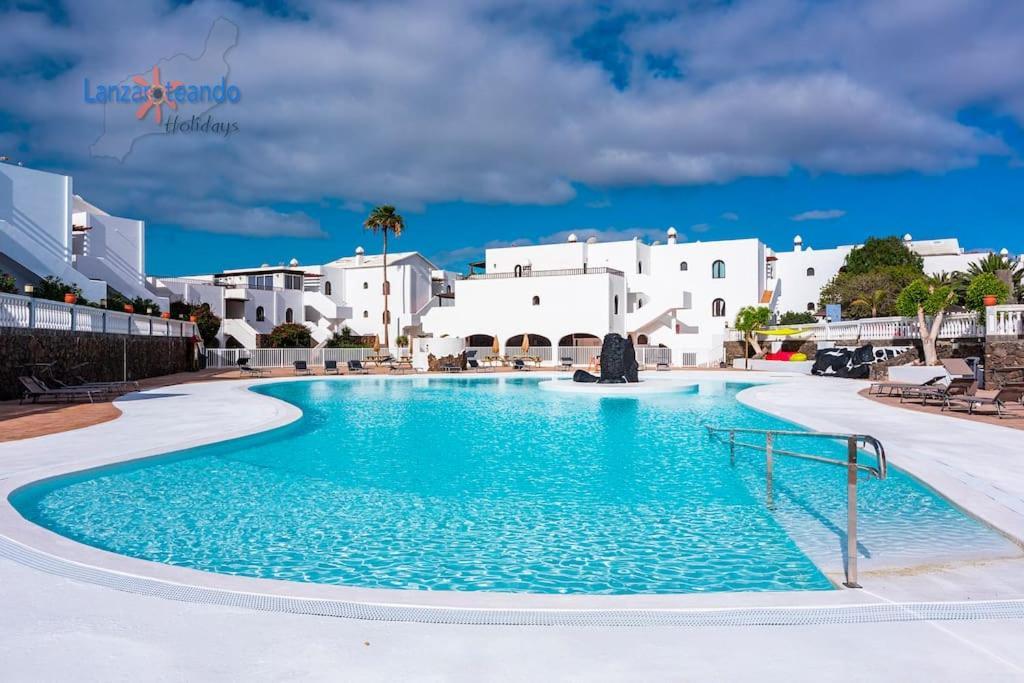 Kiara Vivienda Vacacional Costa Teguise Exteriér fotografie