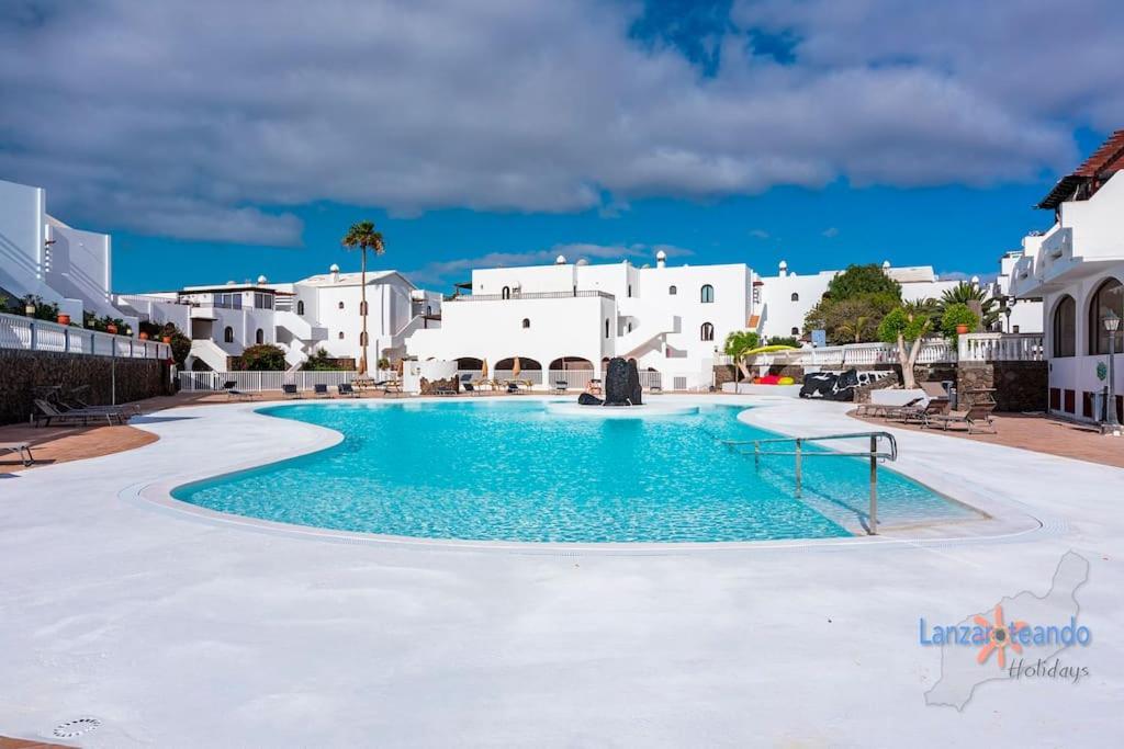 Kiara Vivienda Vacacional Costa Teguise Exteriér fotografie